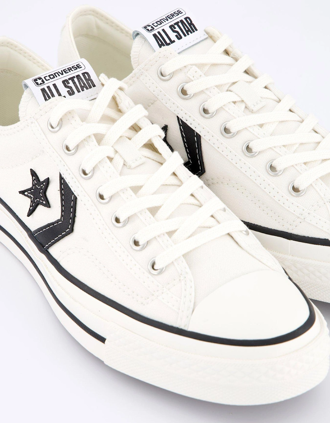 Men's Star Player 76 Canvas Ox Trainers - White