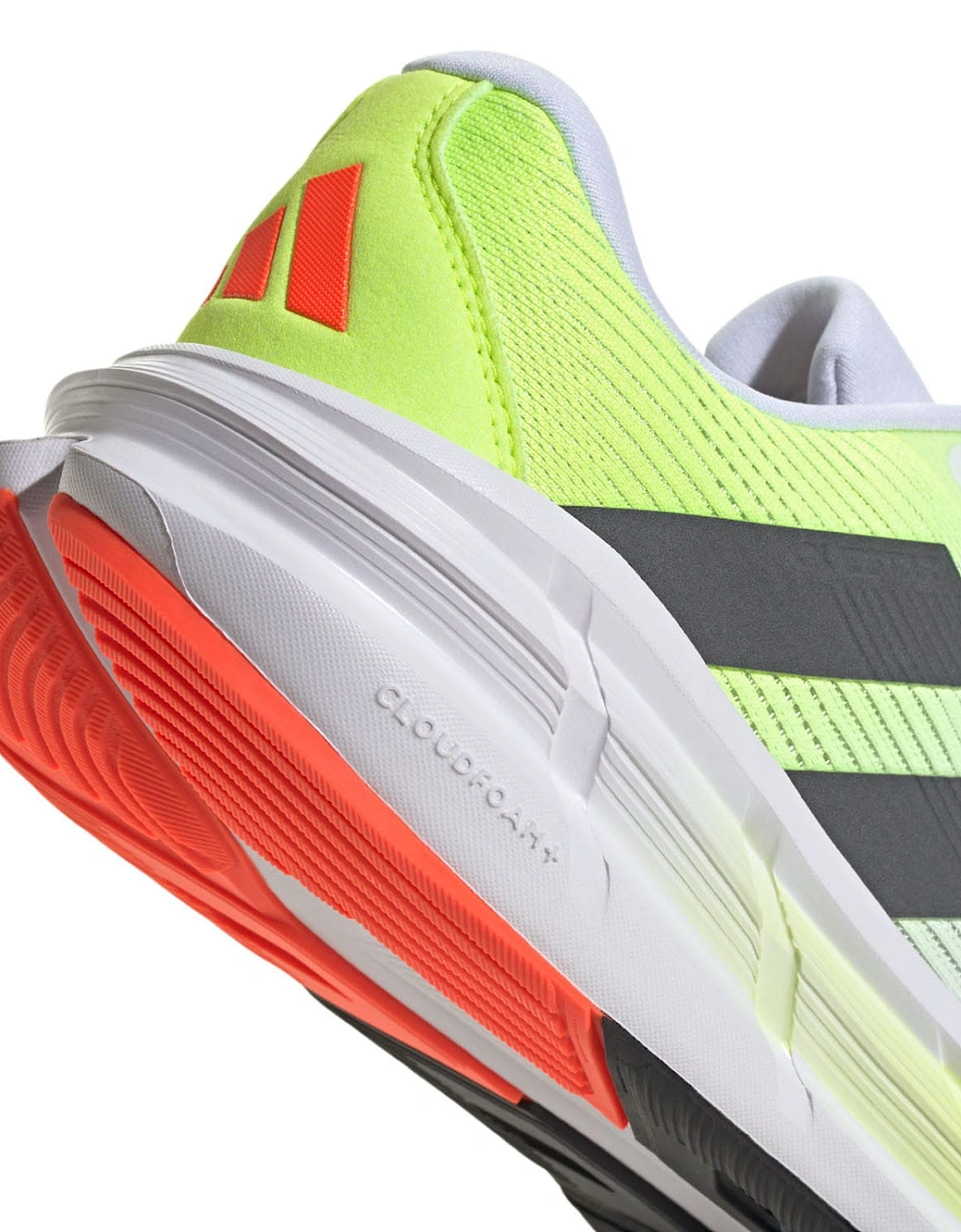 Questar 3 Running Shoes