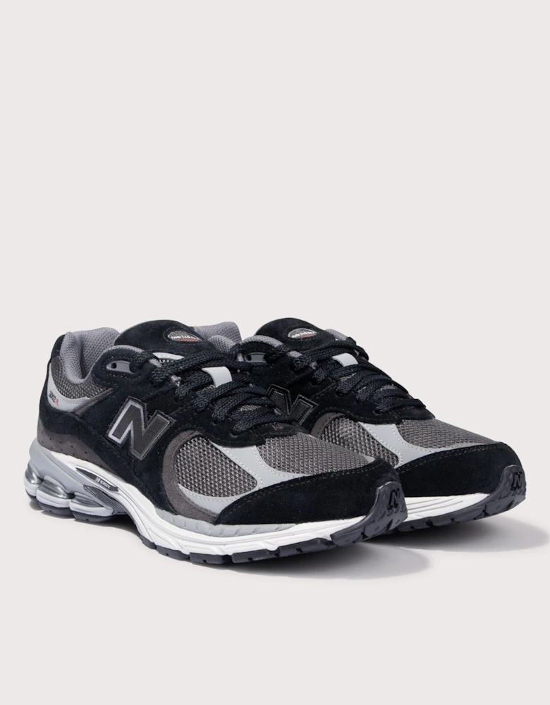 2002R Sneakers