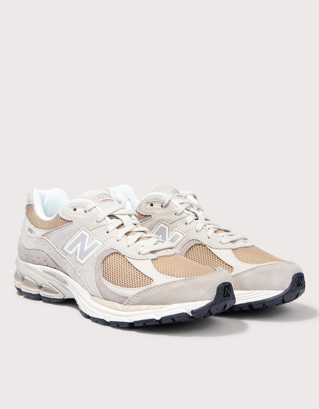 2002R Sneakers