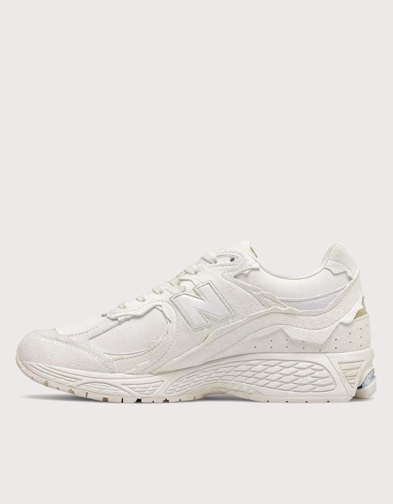 2002R Protection Pack Sneakers