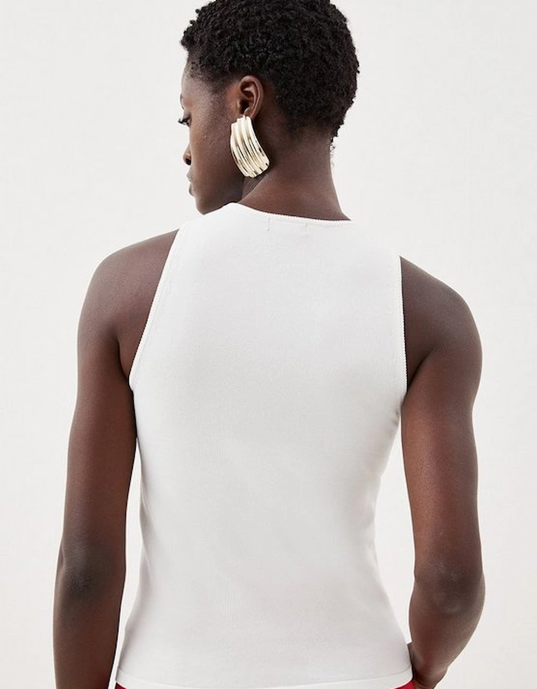 Dry Handle Viscose Blend Knit Racer Vest