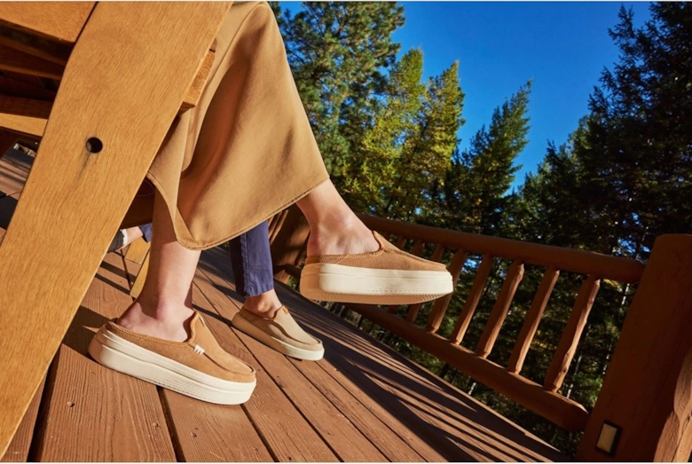 HEYDUDE Austin Lift Classic Leather Women's Tan Mules
