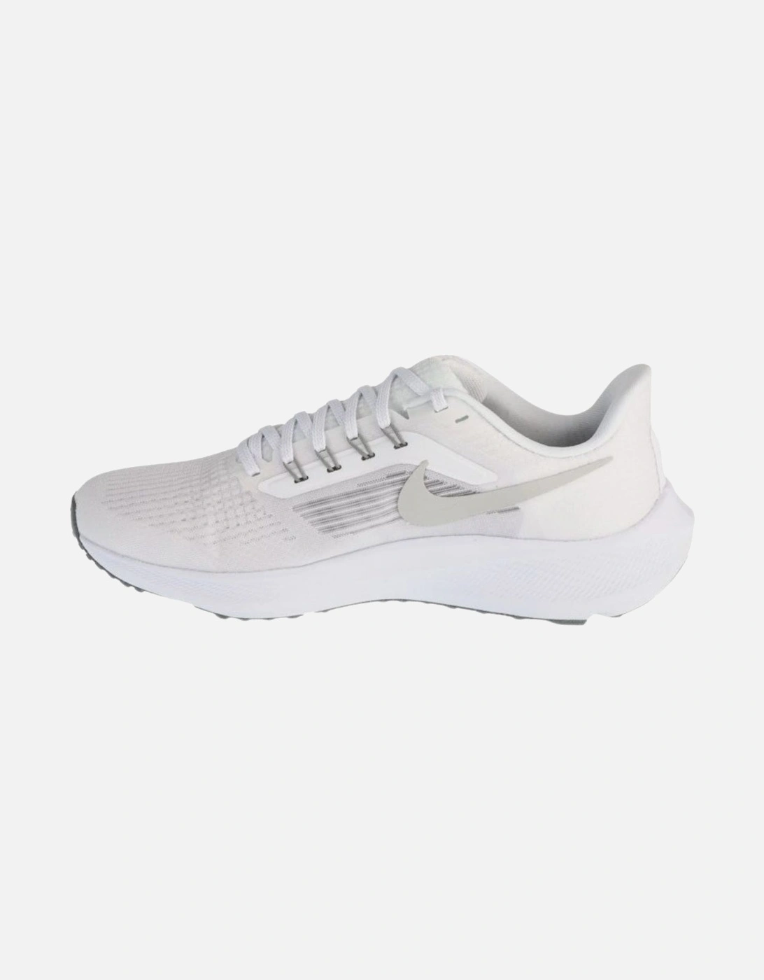 39 White Trainers