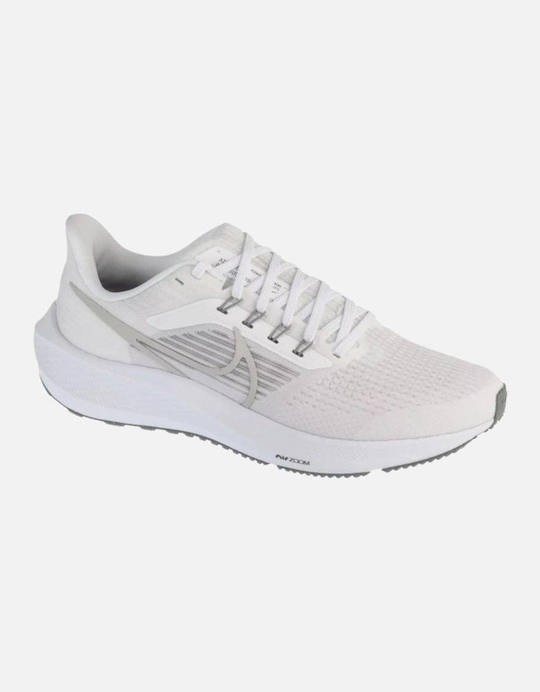 39 White Trainers