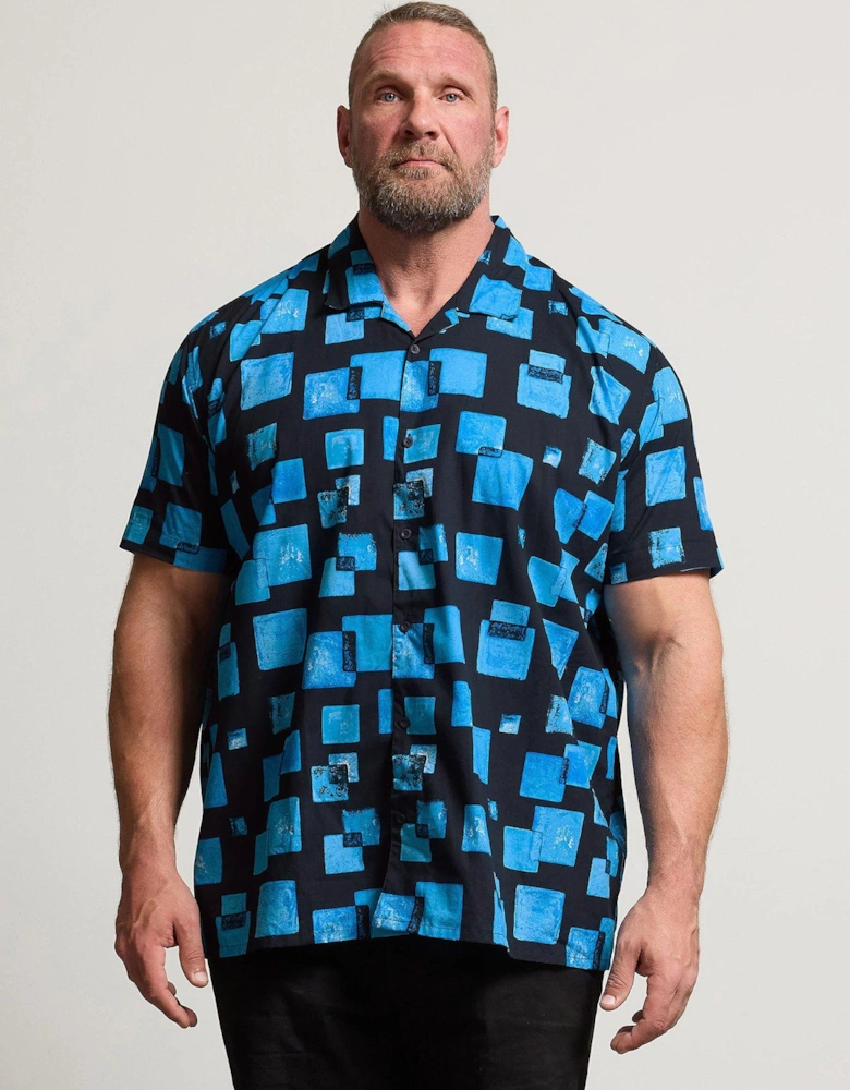 Square Print Short Sleeve Shirt