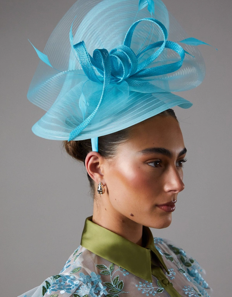 Textured Loop And Feather Fascinator