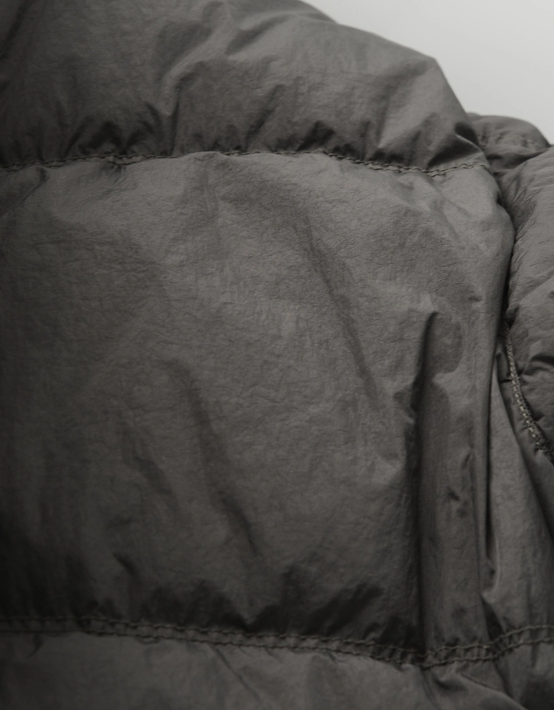 S0A23 DOWN JACKET