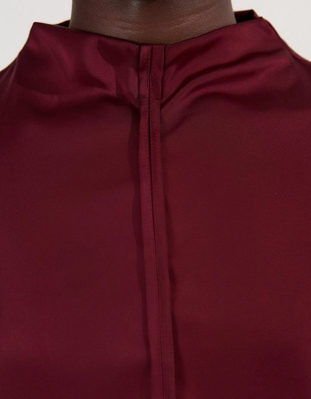 Top Stitch Satin Woven Short Sleeve Top