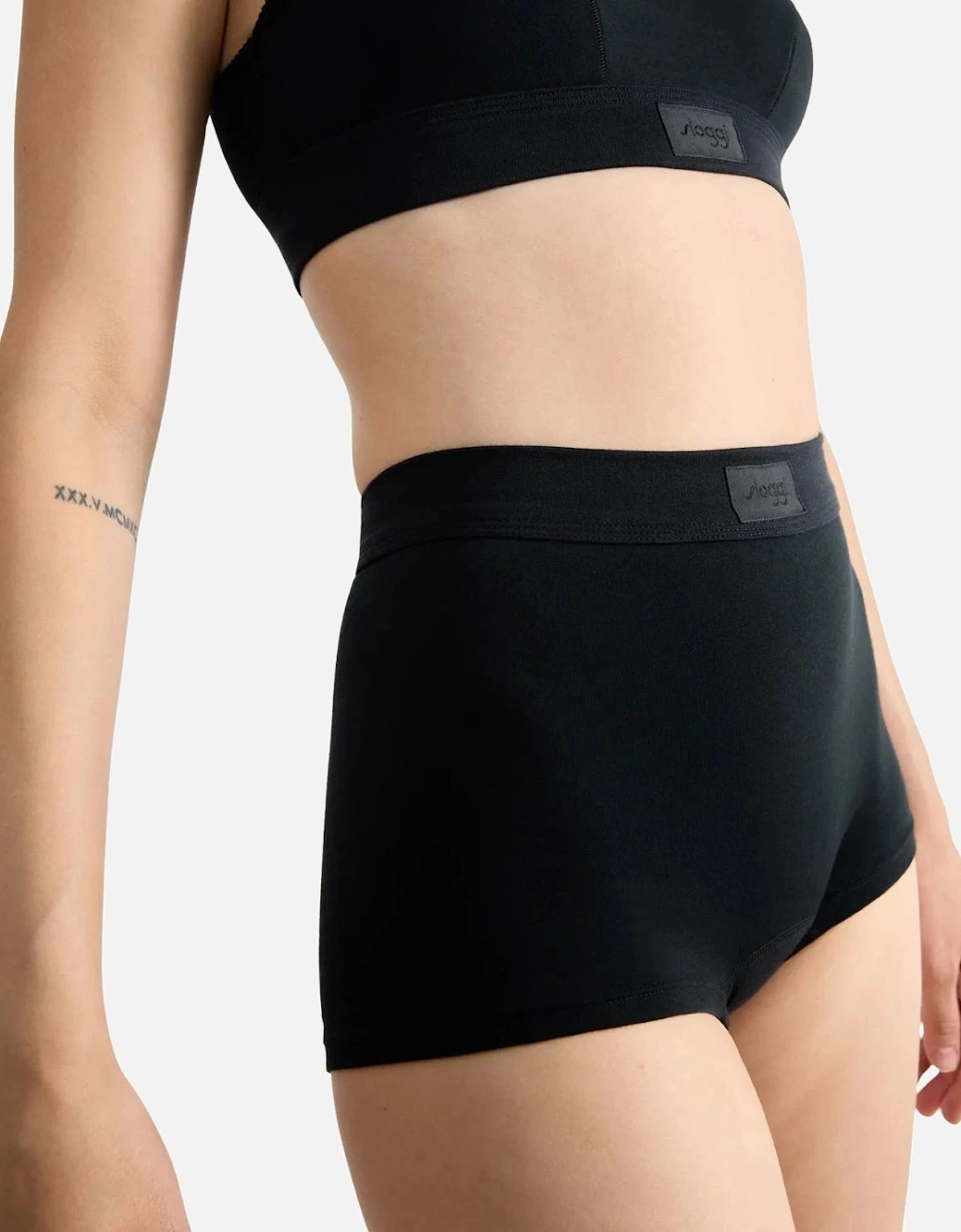 Double Comfort Boy Short, Black