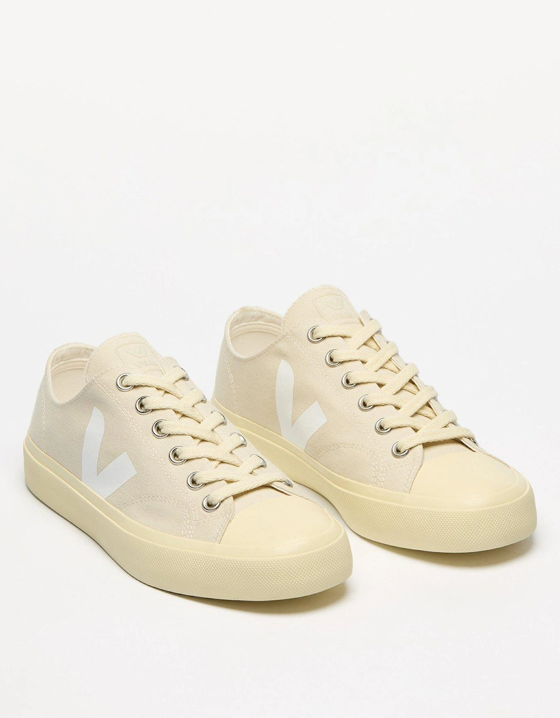 Women's Wata Ii Low Trainers - Cream