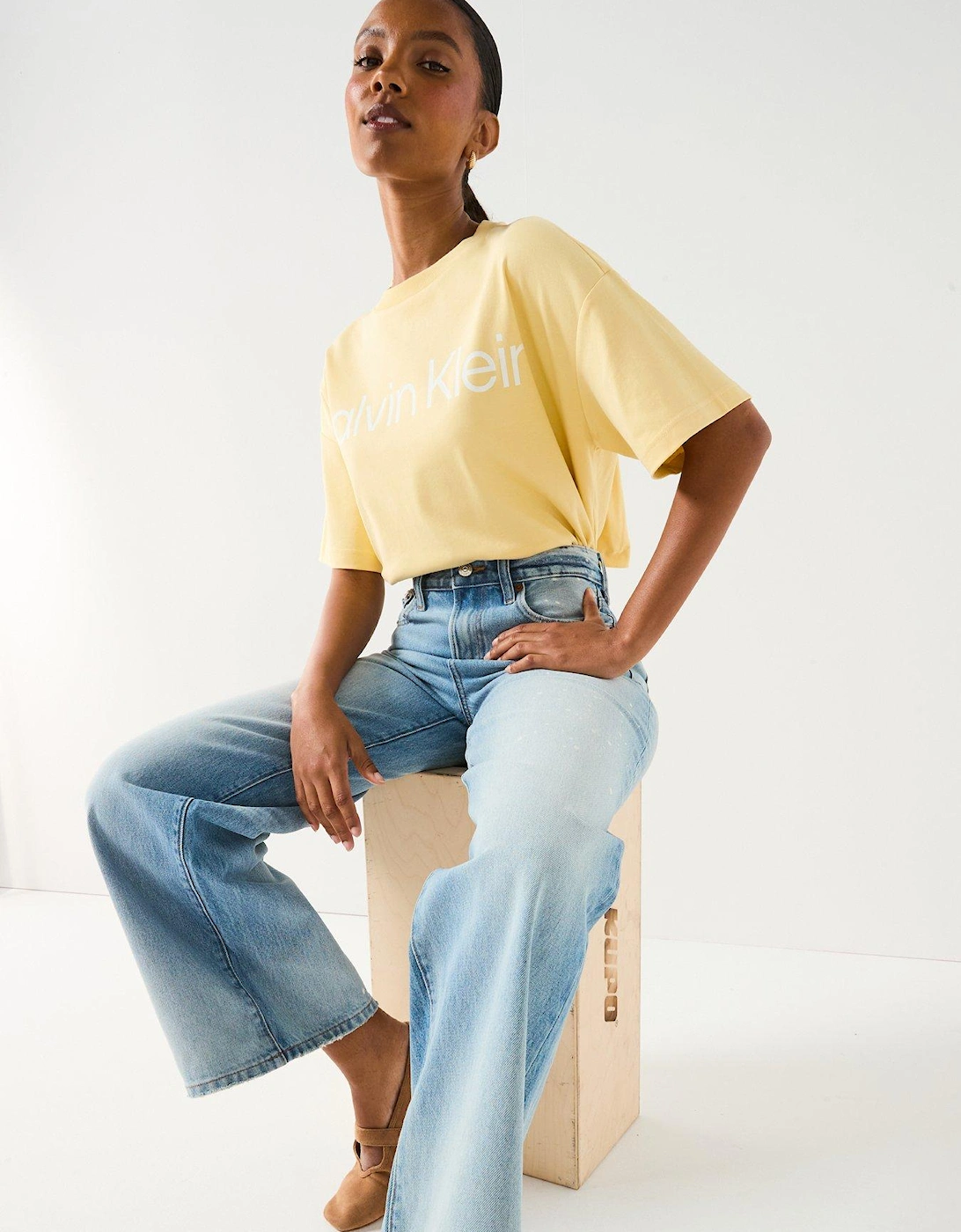 Short Sleeve Boxy Logo Graphic T-Shirt  - Yellow
