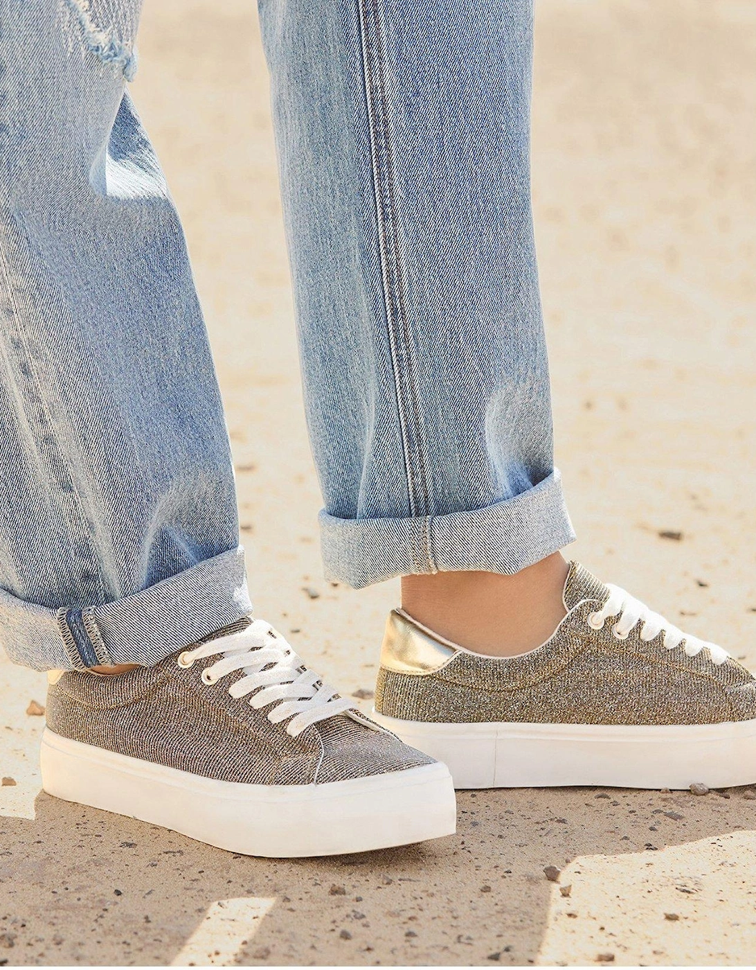 Shimmer Two-tone Platform Pumps - Silver/gold