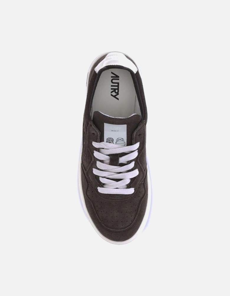 Medalist Low Suede Lace-Up Sneakers Women - Brown