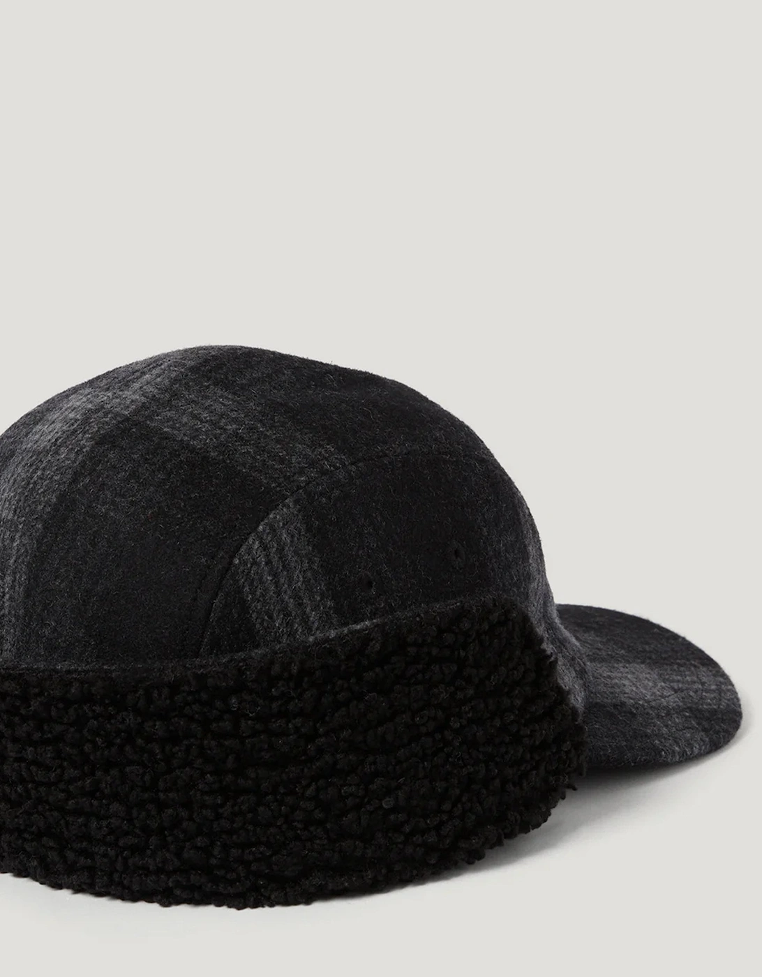 TRAIL HAT