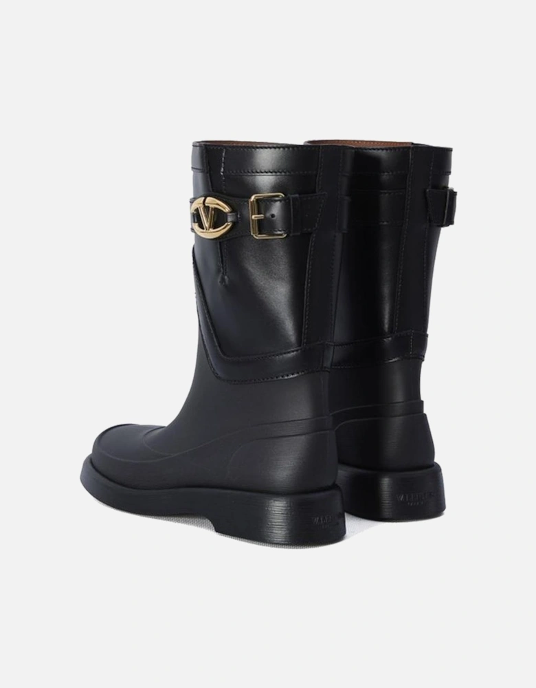 Round Toe Leather Sneakers with V Logo Plaque Women - Black Boots