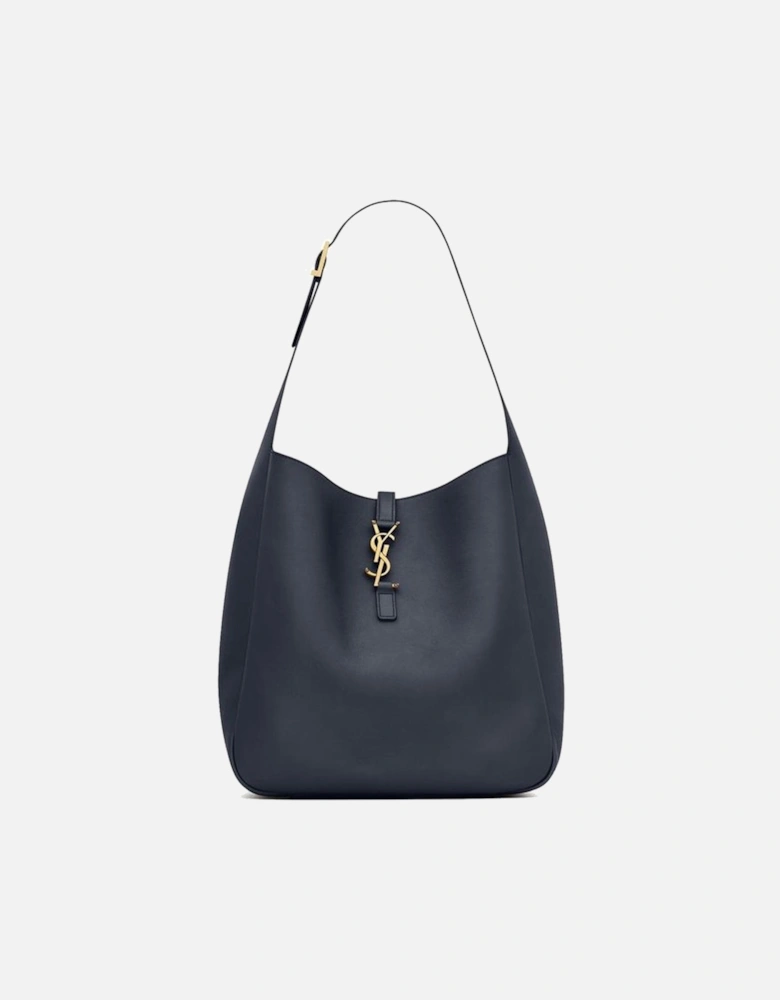 Elegant Shoulder Bag with Adjustable Strap and Magnetic Fastening for