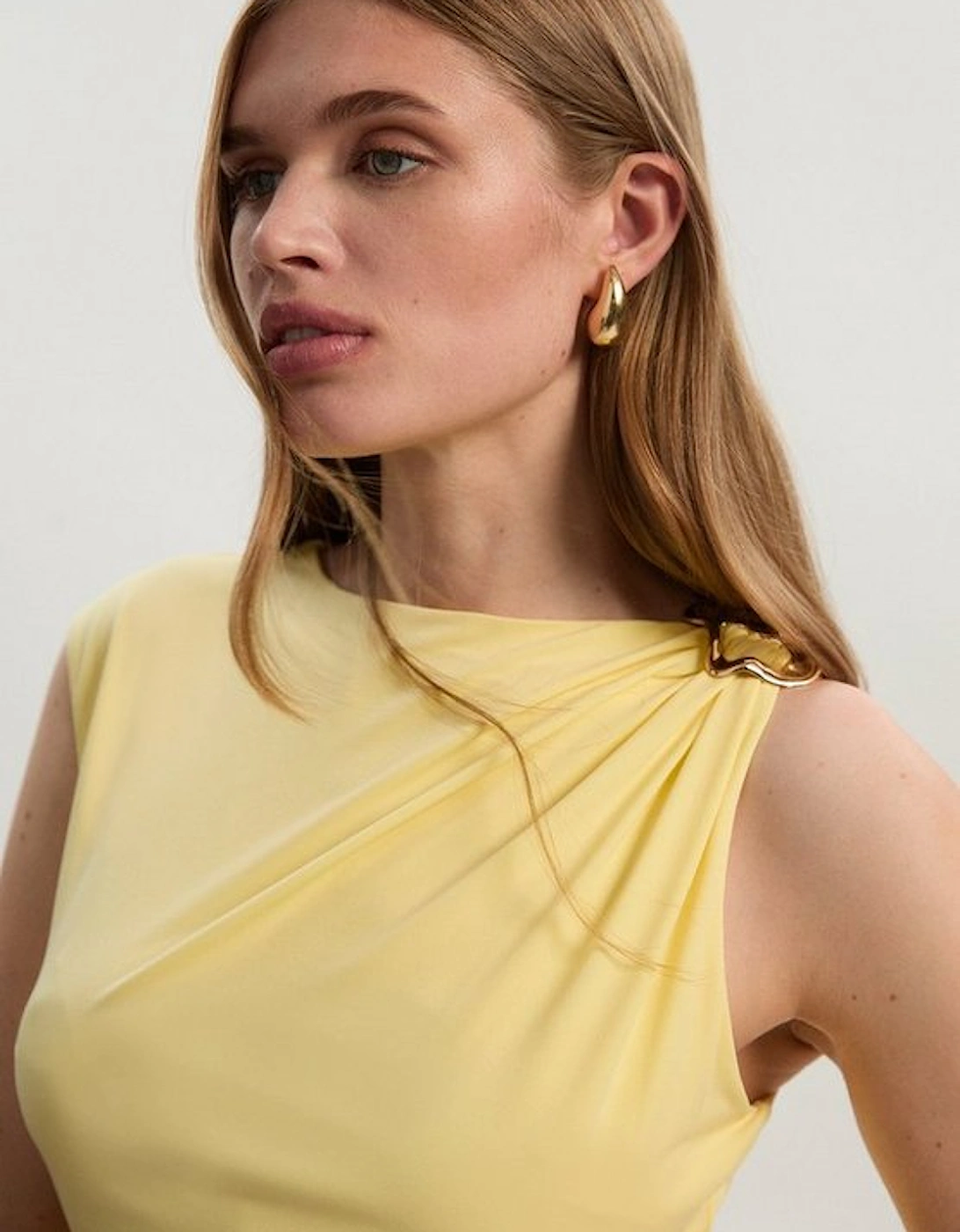 Drapey Crepe Trim Detail Ruched Top, 2 of 1