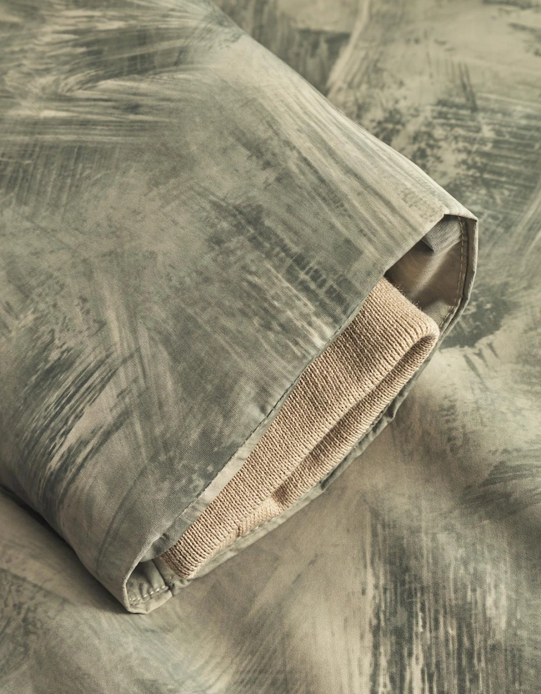 Nate Printed Padded Coat - Dark Sand