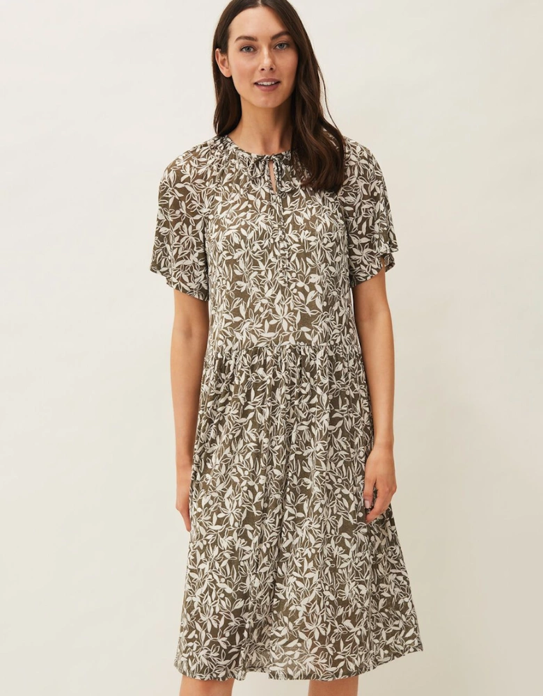 Jemmy Leaf Print Swing Dress