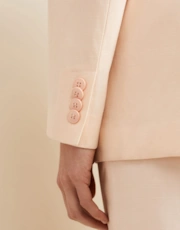 Thumbnail 5 of 8