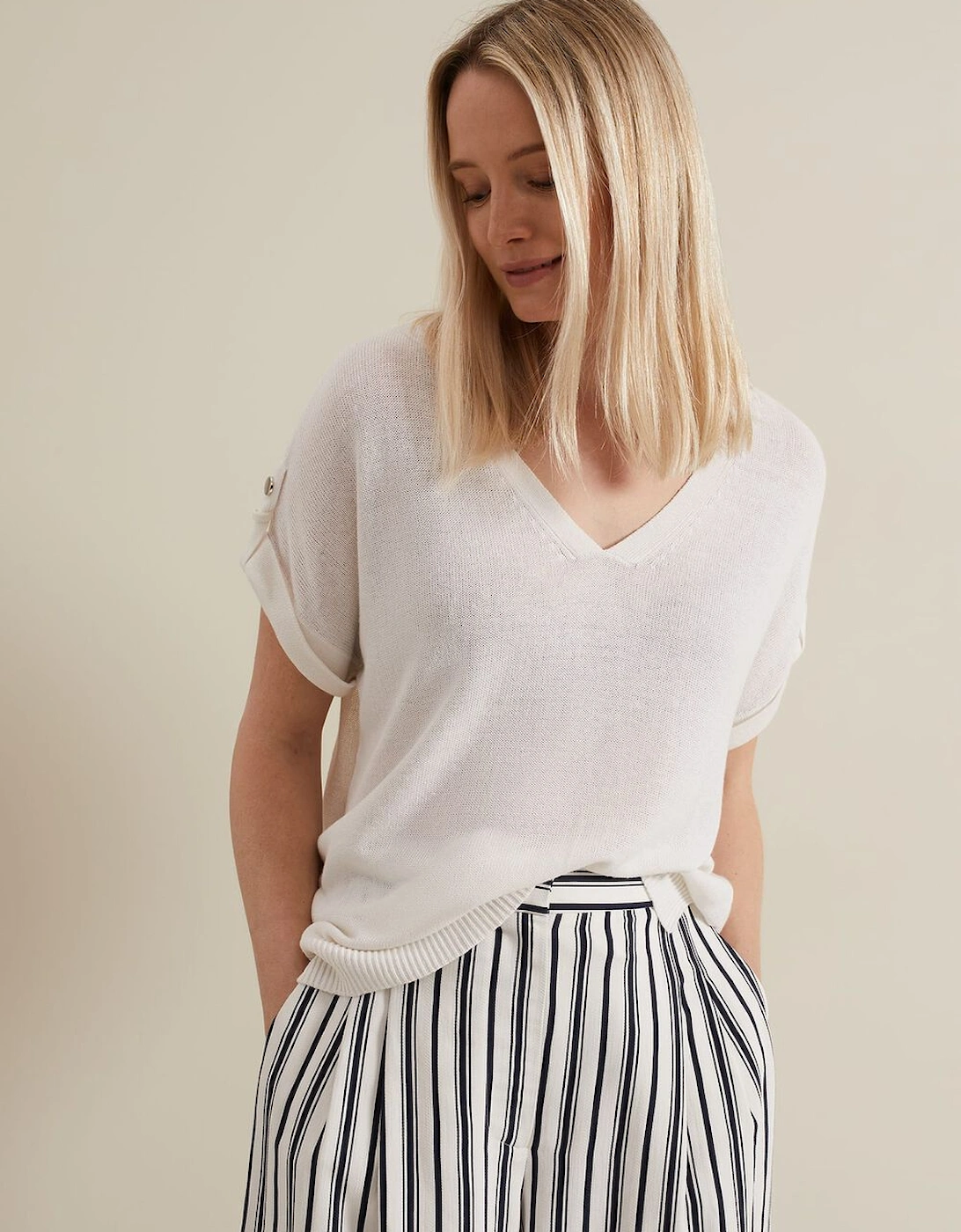 Laura Linen Metal Button Tab Top