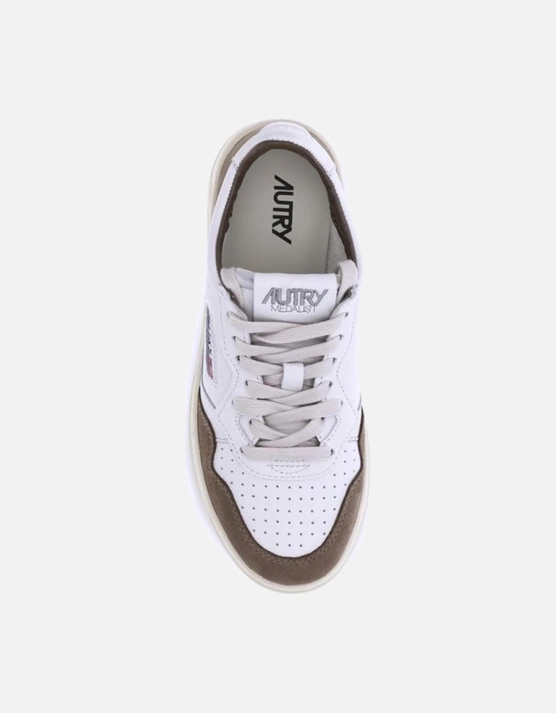 Medalist Low Leather Sneakers with Logo Details Women - White