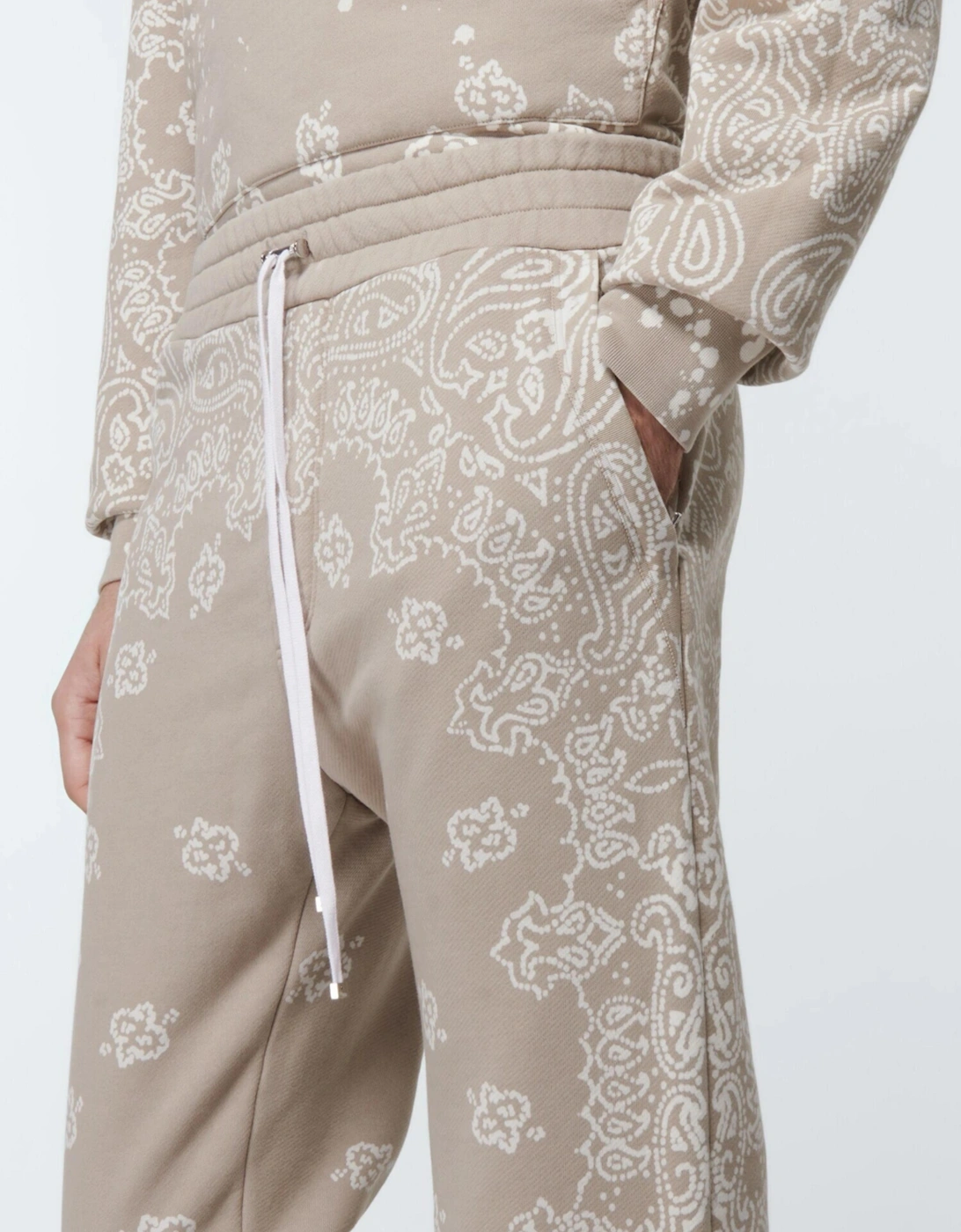 BLEACH BANDANA SWEATPANTS CROCKERY