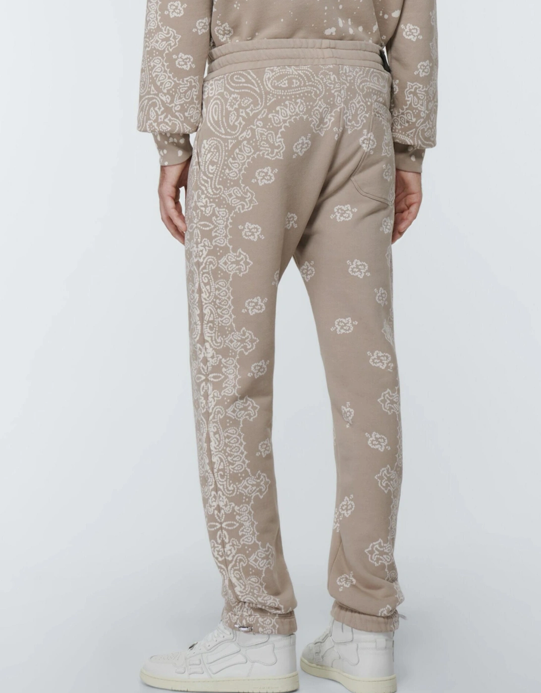 BLEACH BANDANA SWEATPANTS CROCKERY