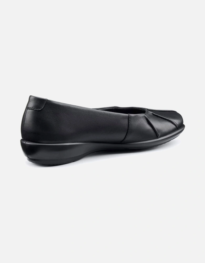Rhea Womens Wide Ballet Pumps