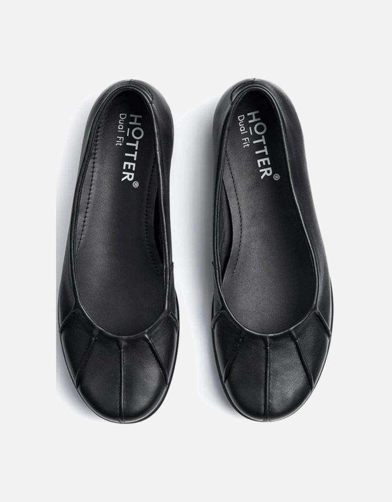 Rhea Womens Wide Ballet Pumps