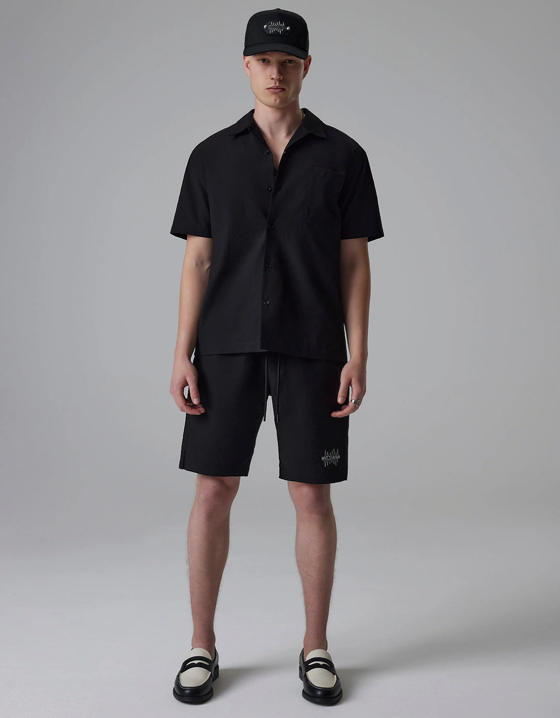 Paradise - Black