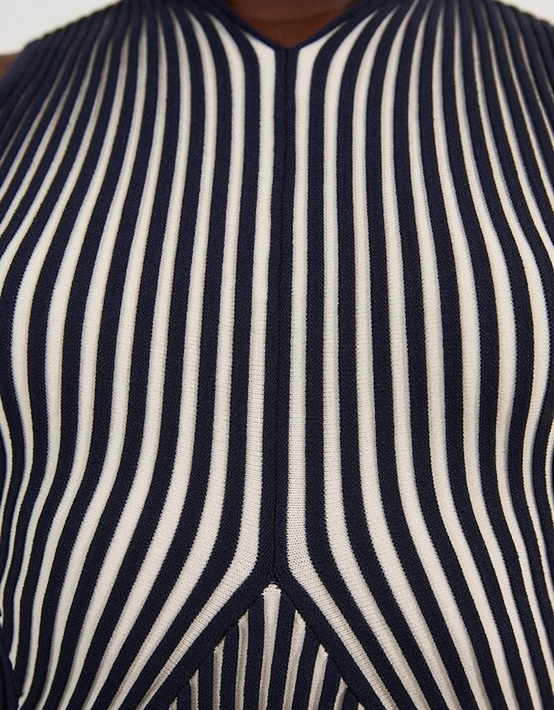 Stripe Fitted Sleeveless Knitted Top