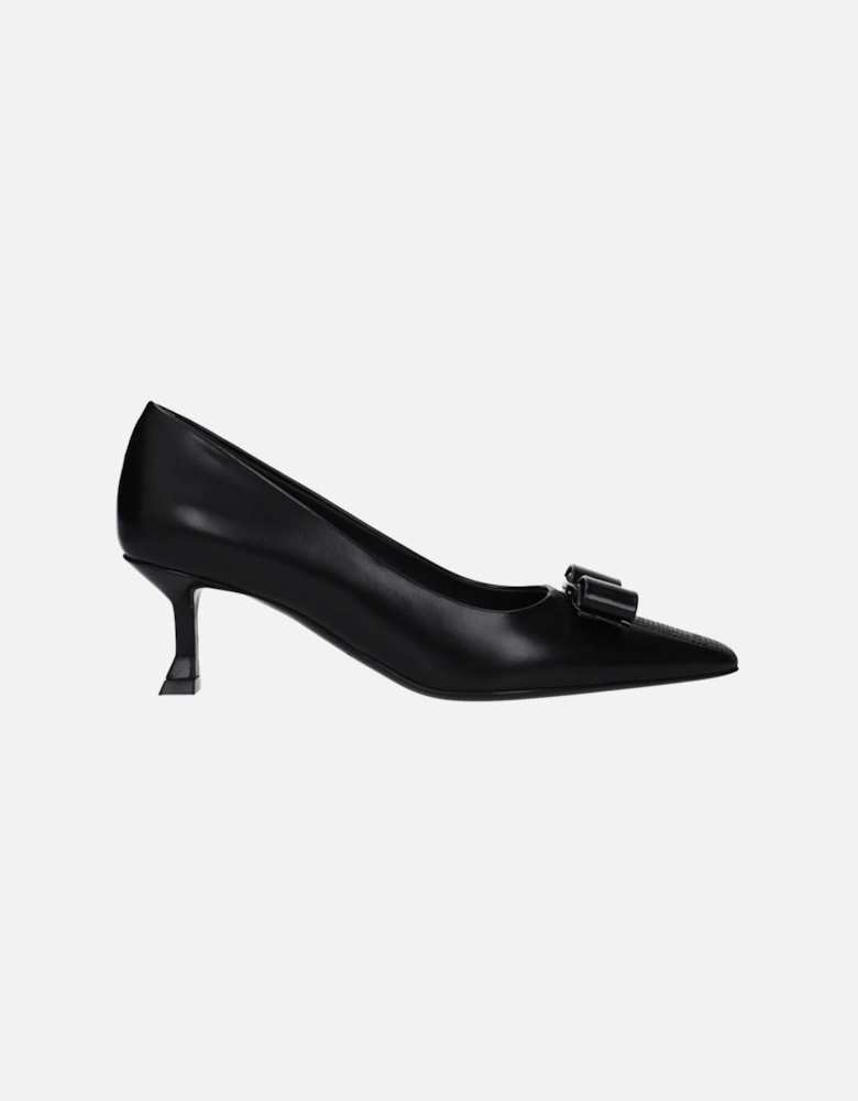 Front Detail Logo Leather Pumps Women - Black Brooches