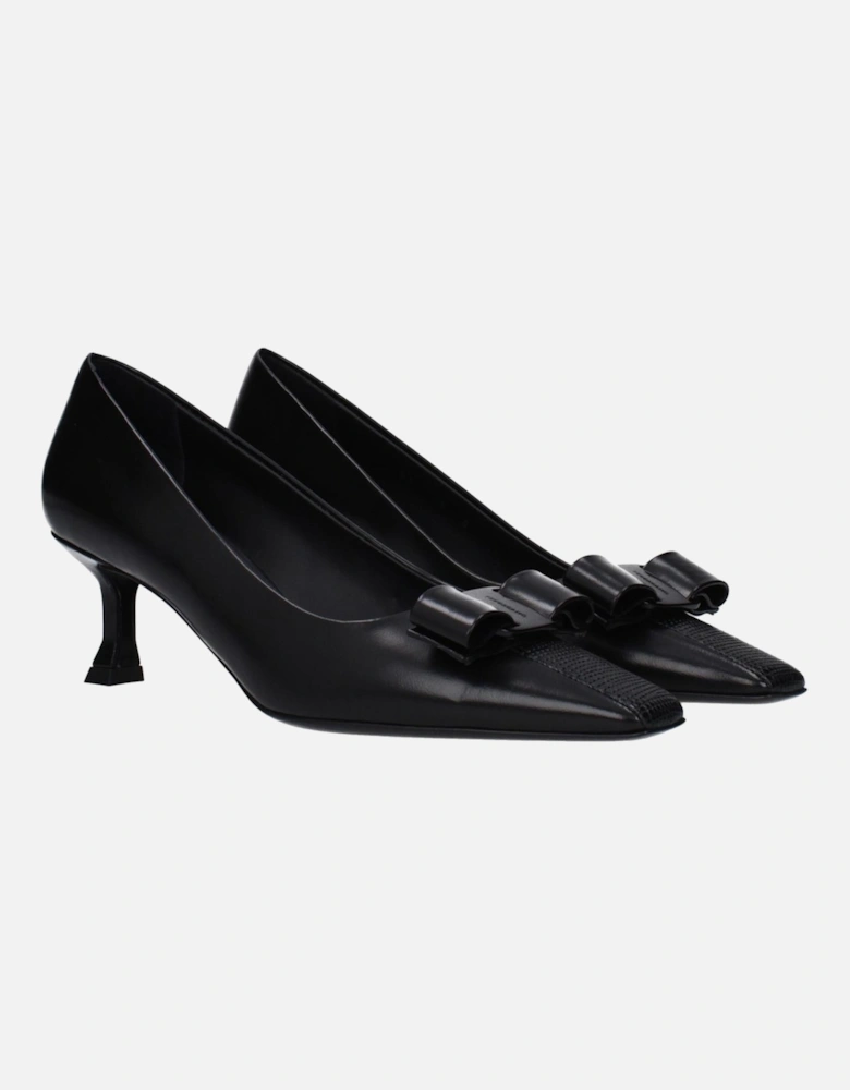 Front Detail Logo Leather Pumps Women - Black Brooches