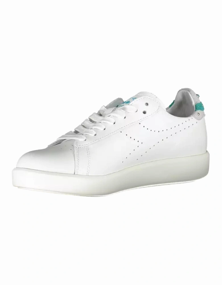 Laced sports shoes with contrasting details and logo Women - White