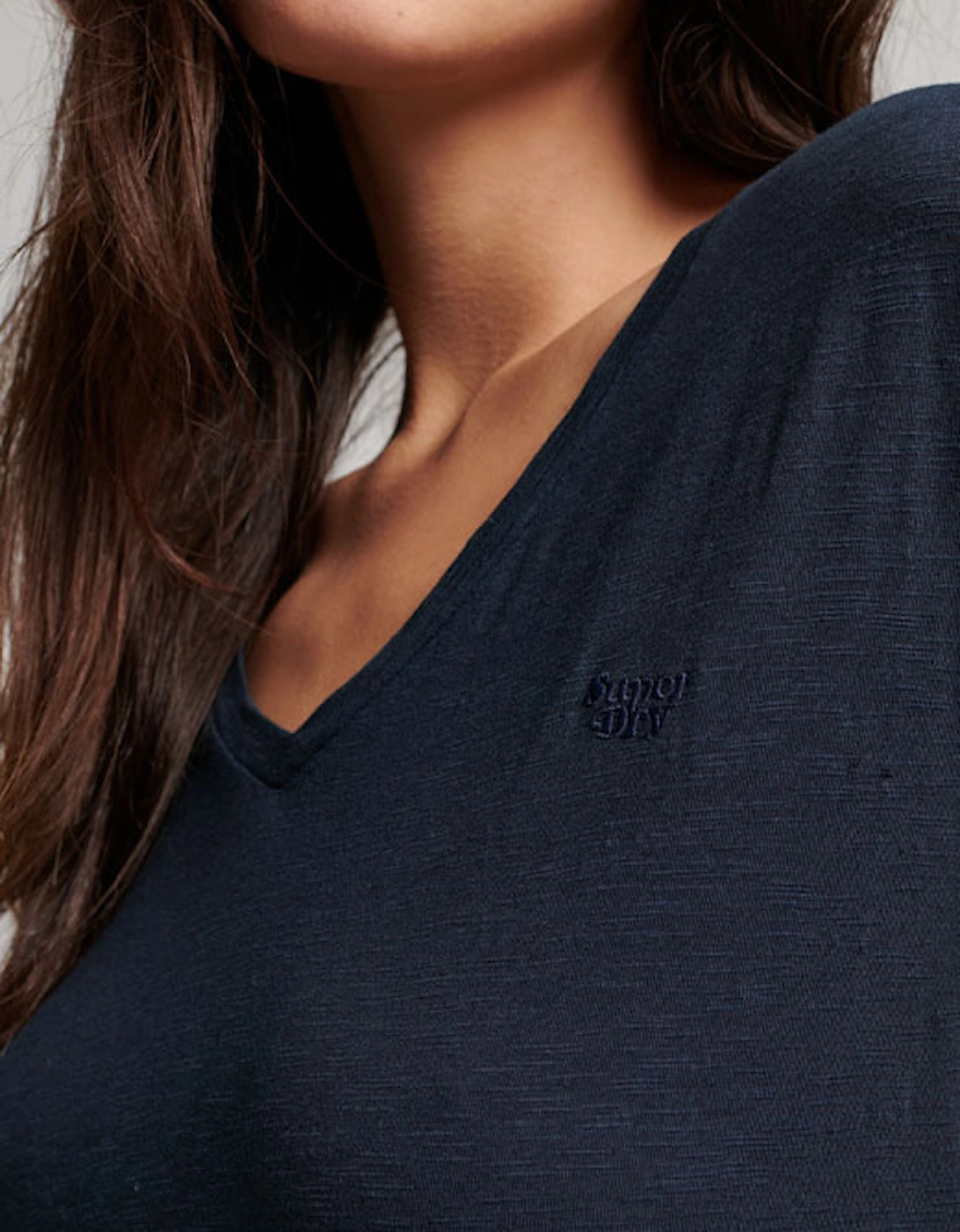 Women's Studios Slub Embroidered Vee Tee Eclipse Navy