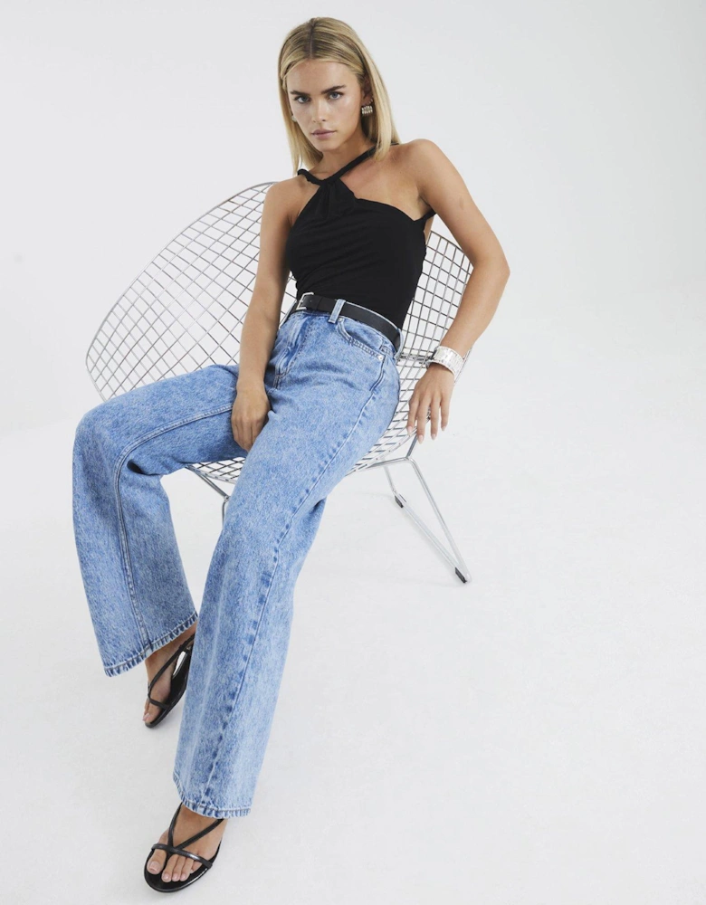 Petite Relaxed Straight Leg Jeans