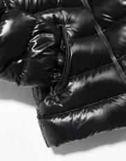Thumbnail 8 of 8