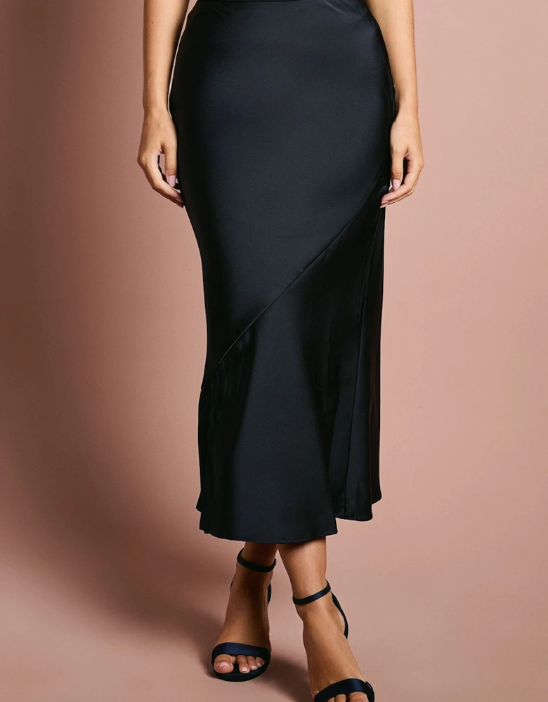 Satin Detail Fitted Skirt