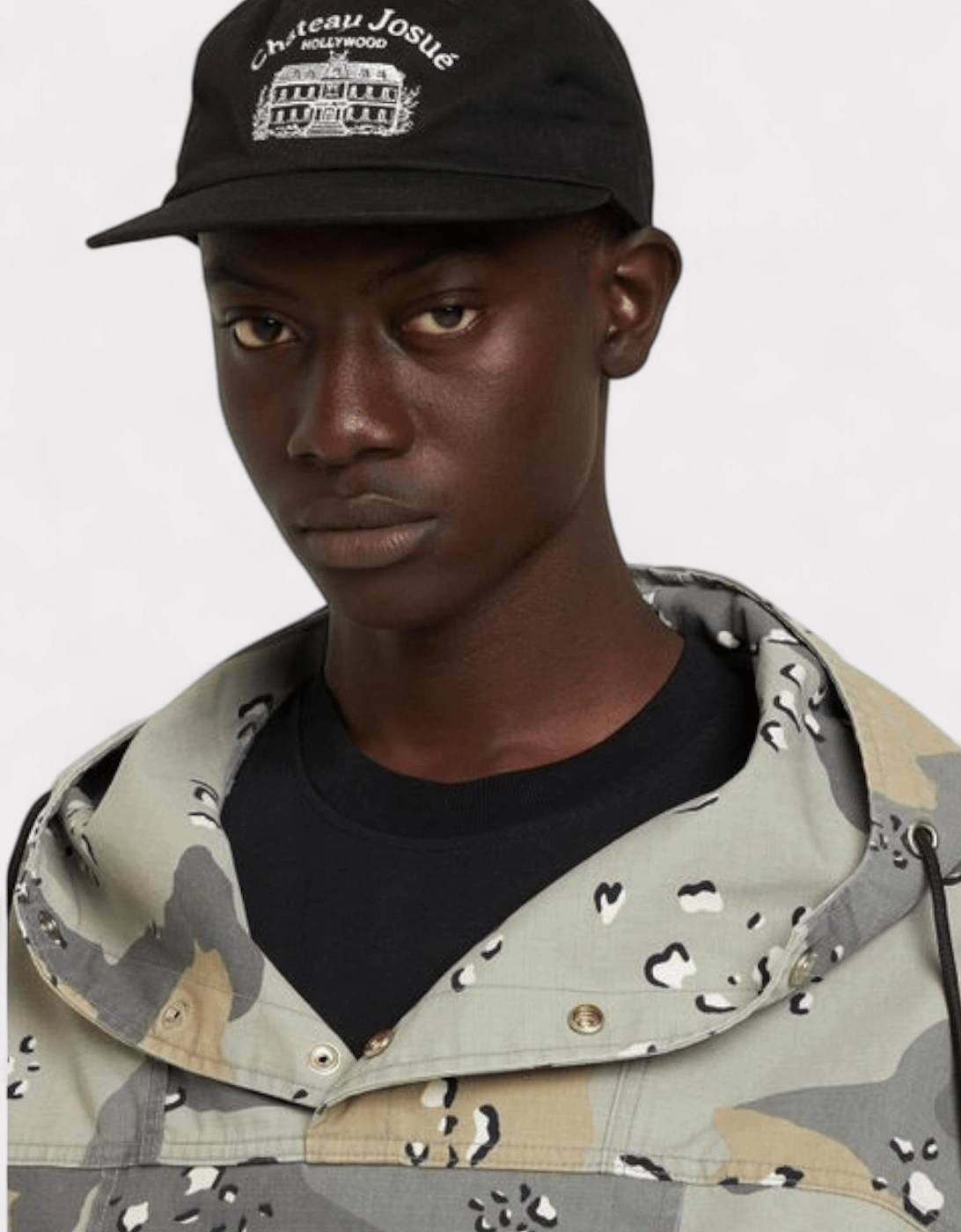 Gallery Dept. Chateau Josue Resort Cap Black