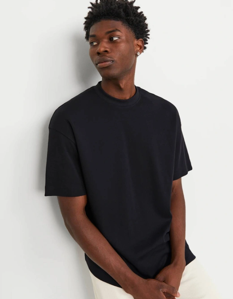 Essentials Men's Urban Edge Short Sleeve O-neck Tee Black
