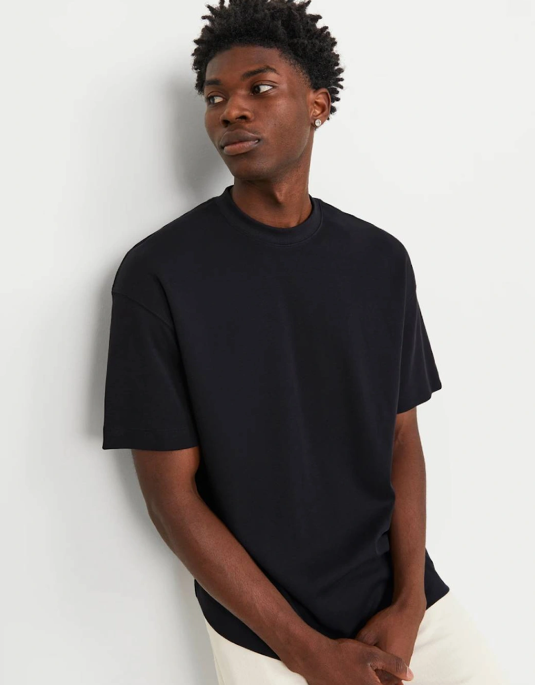 Essentials Men's Urban Edge Short Sleeve O-neck Tee Black