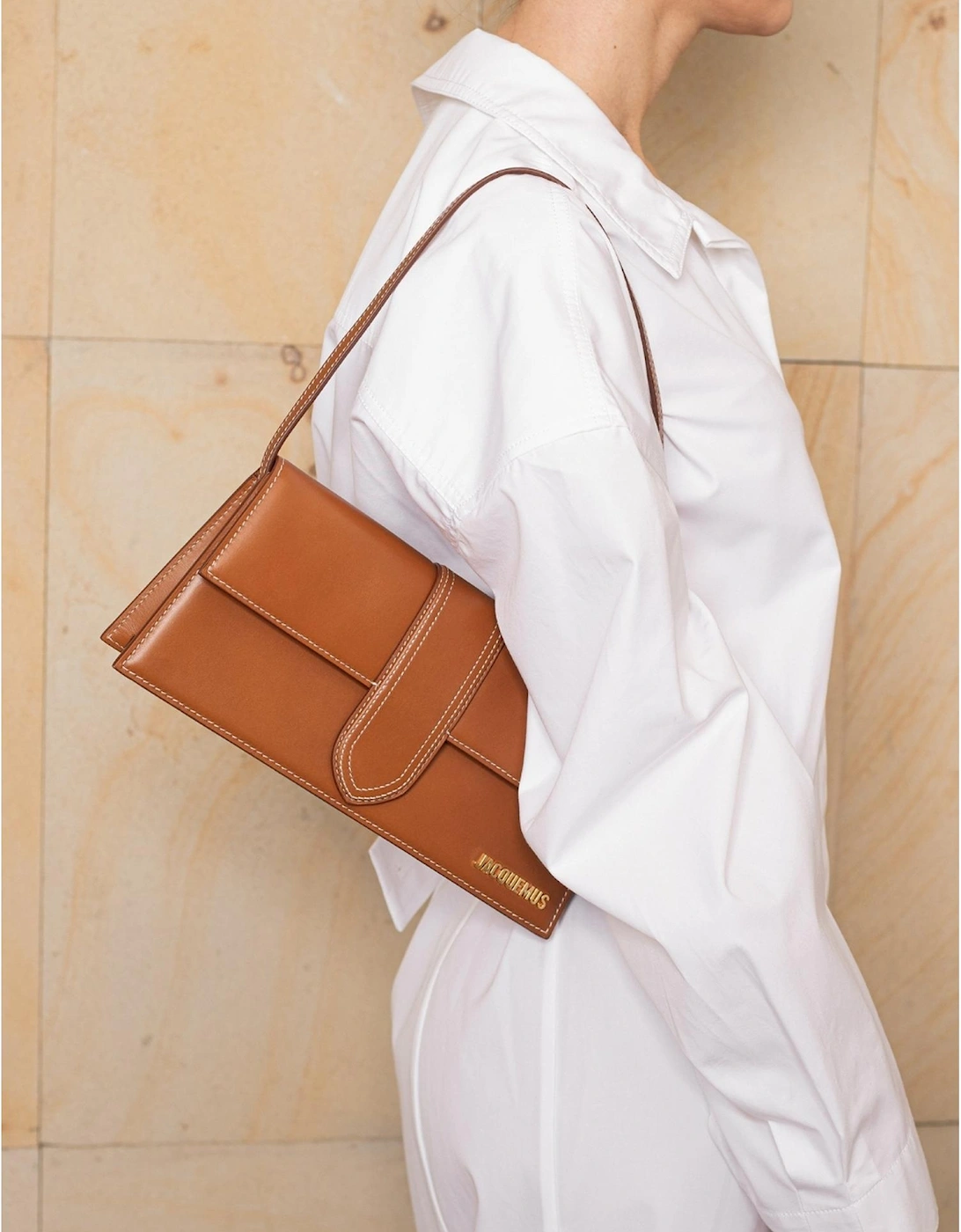 Le Bambino Long Leather Shoulder Bag with Gold Hardware Women - Pink