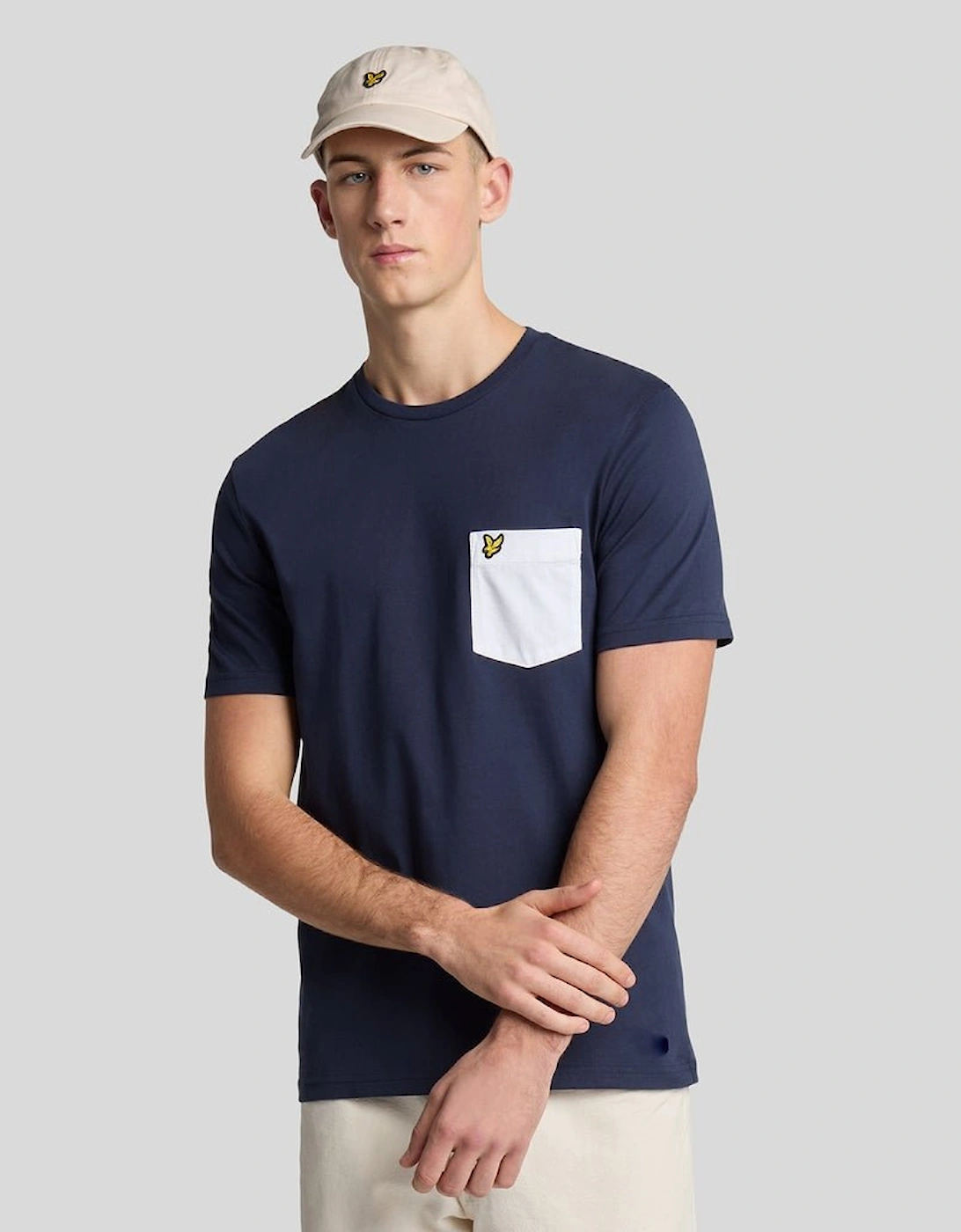 Lyle And Scott Men's Contrast Pocket T-Shirt - Navy - Size: 42
