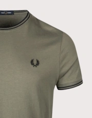 Thumbnail 3 of 3
