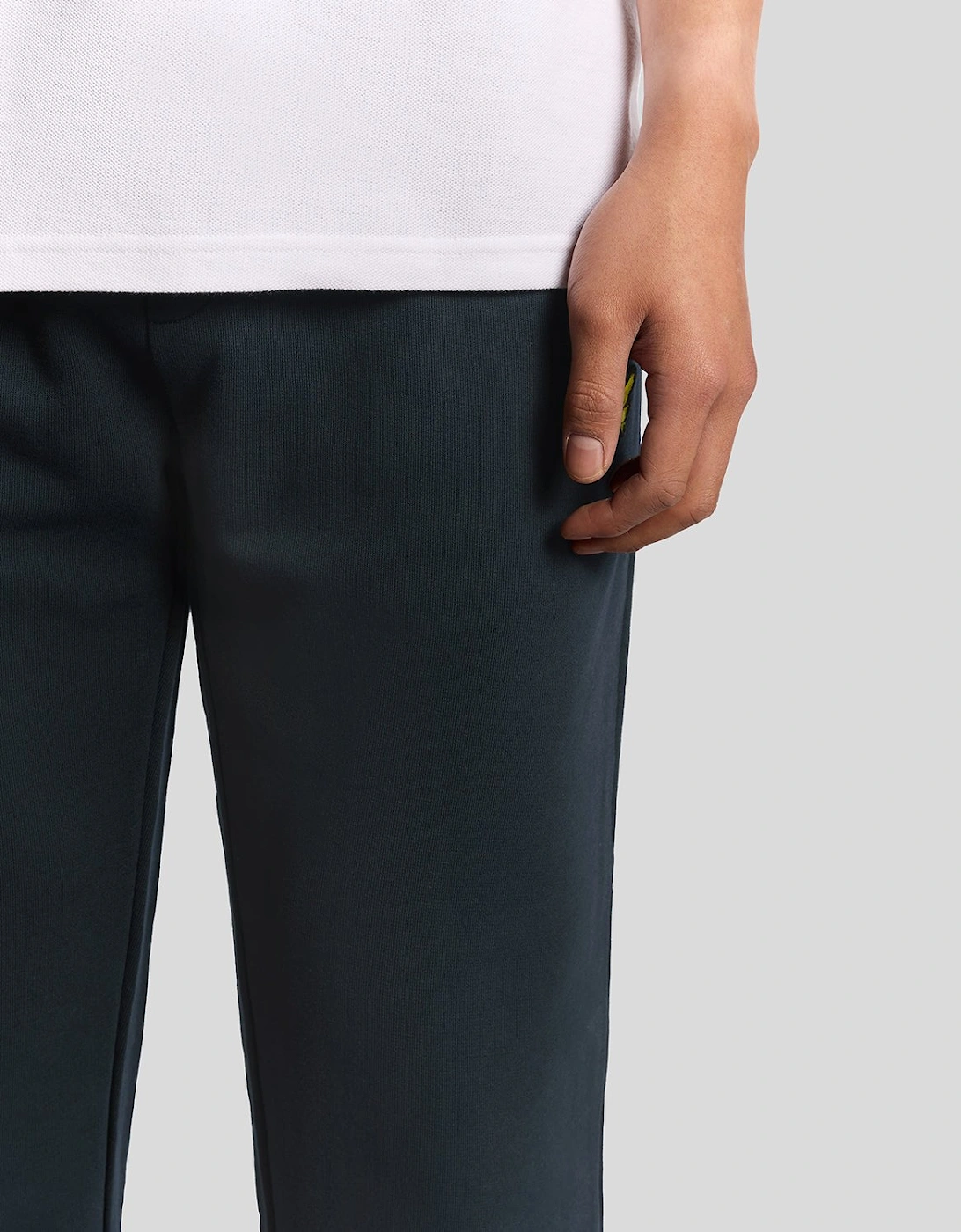 Lyle & Scott Men's Blue Straight-Leg Joggers - Image 3