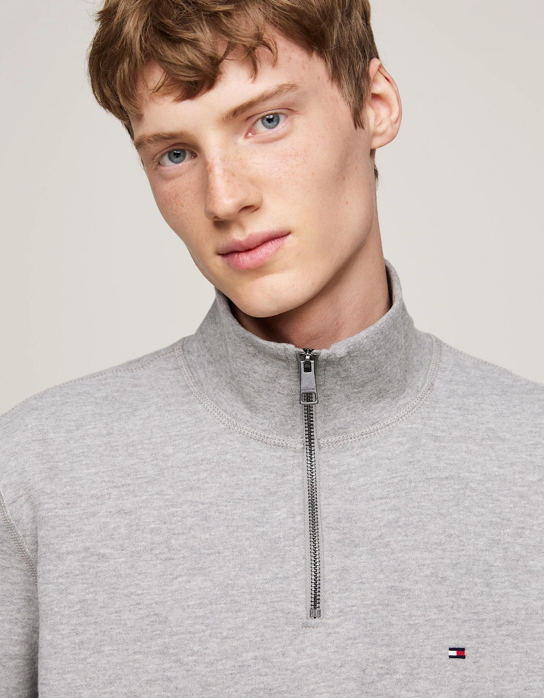 Essential Fleece Mens Half Zip Sweatshirt - Medium Grey Heather
