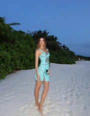 Thumbnail 4 of 4