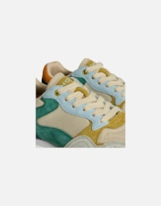 Thumbnail 4 of 6